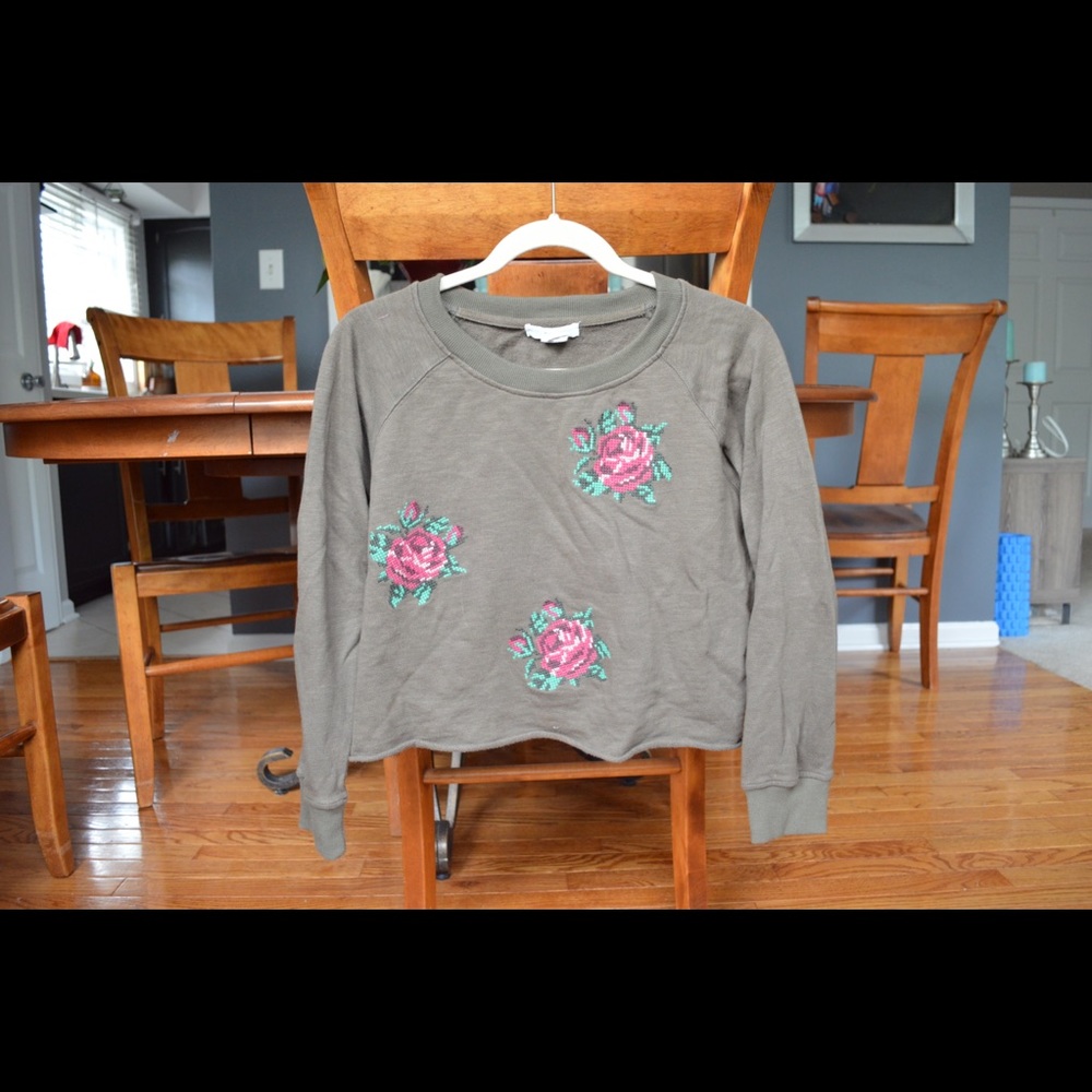 Cropped Crew Neck Sweater